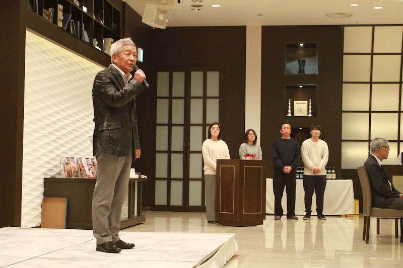 社長挨拶。今年一年の総まとめと来年へのお言葉を頂きました。