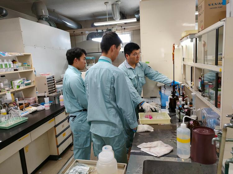 今回は若手社員が業務を教える場面が多く見られ、相互に学べる貴重な時間となりました。